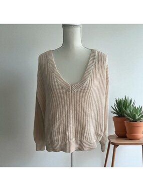 VS PINK Cream Cable Knit V Neck Sweater Size S
